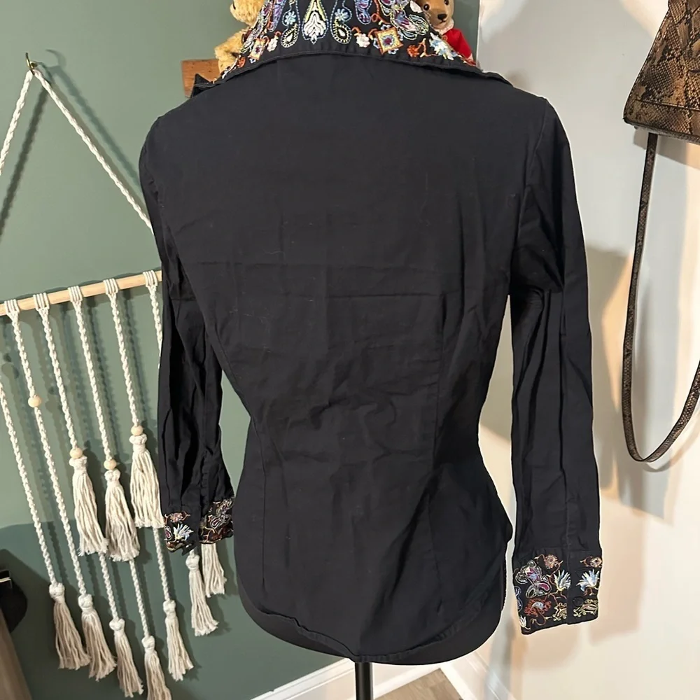 💕Y2K Bay Studio Petite Black Embroidered Button-Down Blouse PS